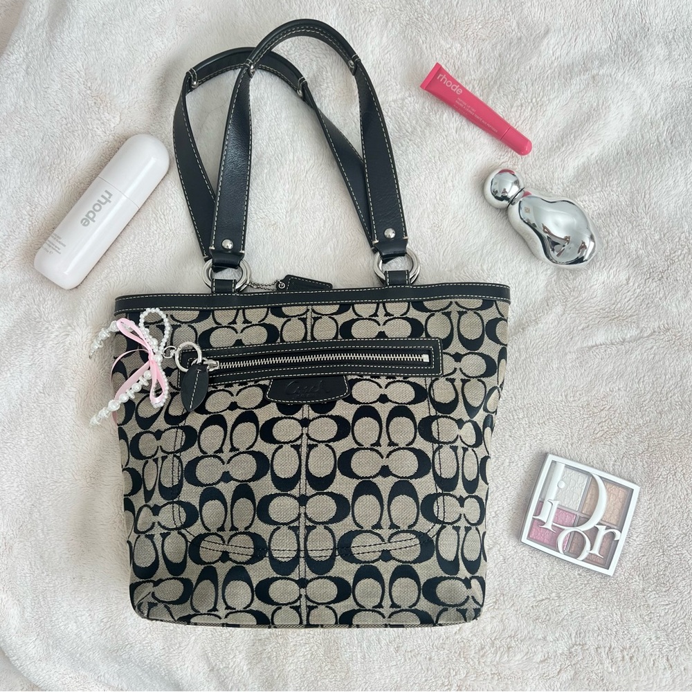 COACH Signature Lunch Penelope Tote Bag